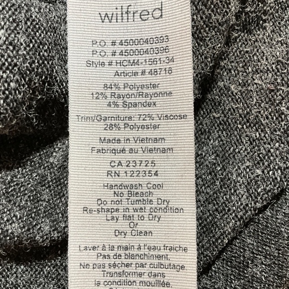 ARITZIA Wilfred Sherbrooke Marled Black Long Sleeve V-Neck Lightweight Sweater - Picture 8 of 10